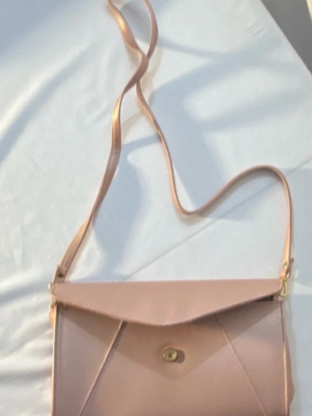 Structured Envelope Clutch in‎ pink